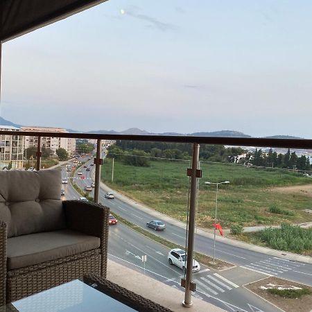 Bitcoin And Ethereum Deluxe Apartments Bar Exteriér fotografie
