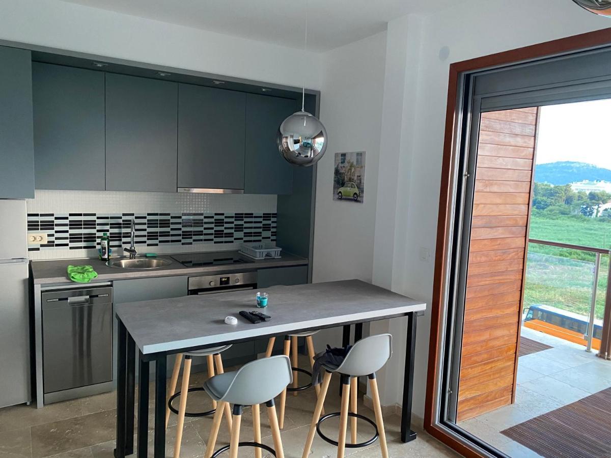 Bitcoin And Ethereum Deluxe Apartments Bar Exteriér fotografie