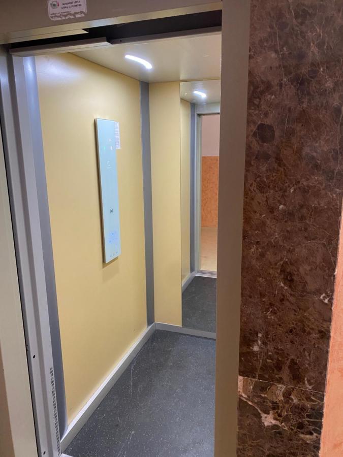 Bitcoin And Ethereum Deluxe Apartments Bar Exteriér fotografie